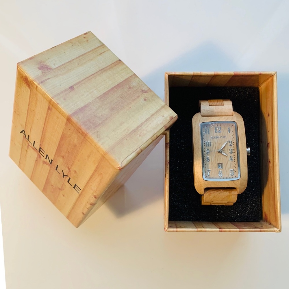 Allen Lyle x Watch - Porter Maple Wood